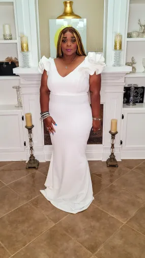 I'm Here Curve Dress