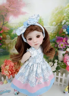 Little Lamb - dress with boots for Ruby Red Fashion Friends doll