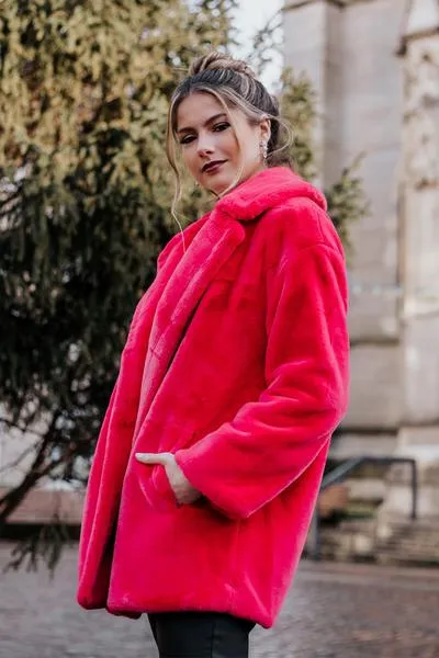 Luxury Faux Fur Midi Coat - Pink