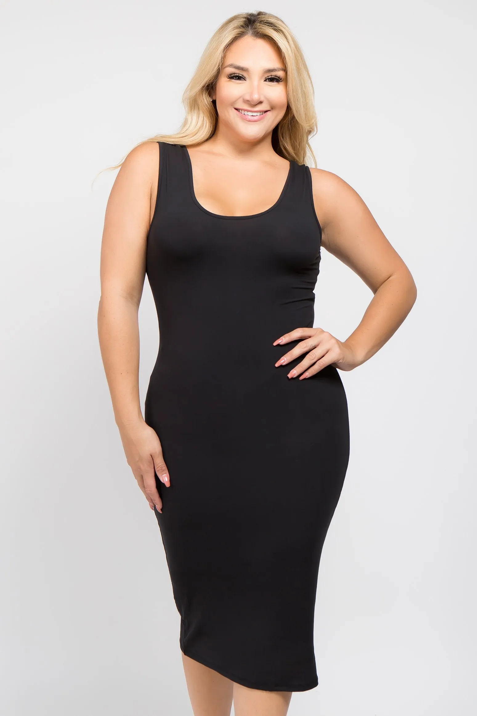 Plus Size Scoop Neck Midi Bodycon Dress